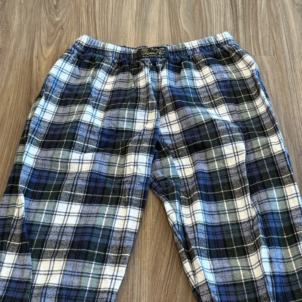 Vermont Flannel Blue Plaid Jogger Pants - Picture 4 of 11